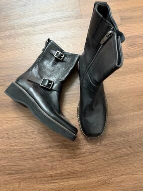 Donald J. Pliner Black Leather Mid-Calf Buckle Boots